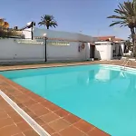 Lovely 2 Bedroom With Parking
