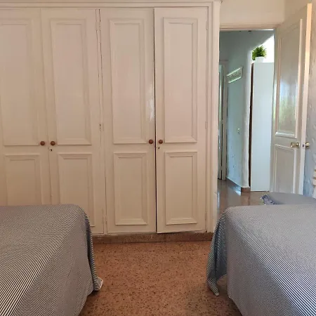 Feriehus Lovely 2 Bedroom With Parking Maspalomas (Gran Canaria)