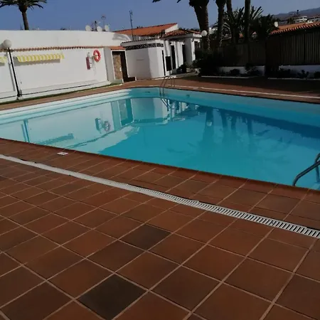 Lovely 2 Bedroom With Parking Feriehus *