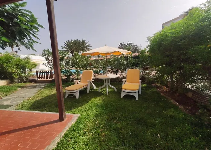 Lovely 2 Bedroom With Parking Hébergement de vacances *