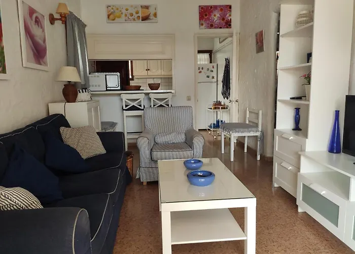Hébergement de vacances Lovely 2 Bedroom With Parking