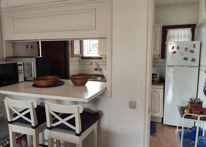 Hébergement de vacances Lovely 2 Bedroom With Parking